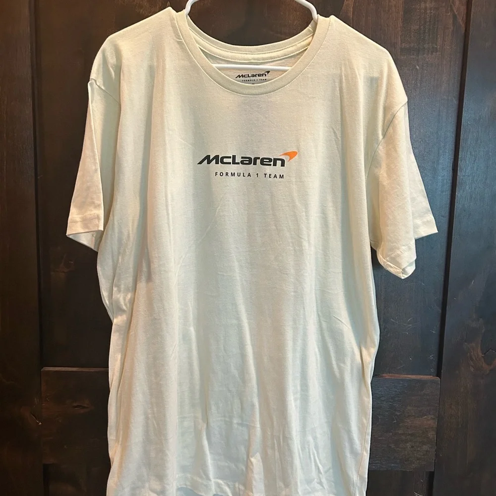 Tilly's Cream Short Sleeve Tee Classic Style - Picture 1 of 5